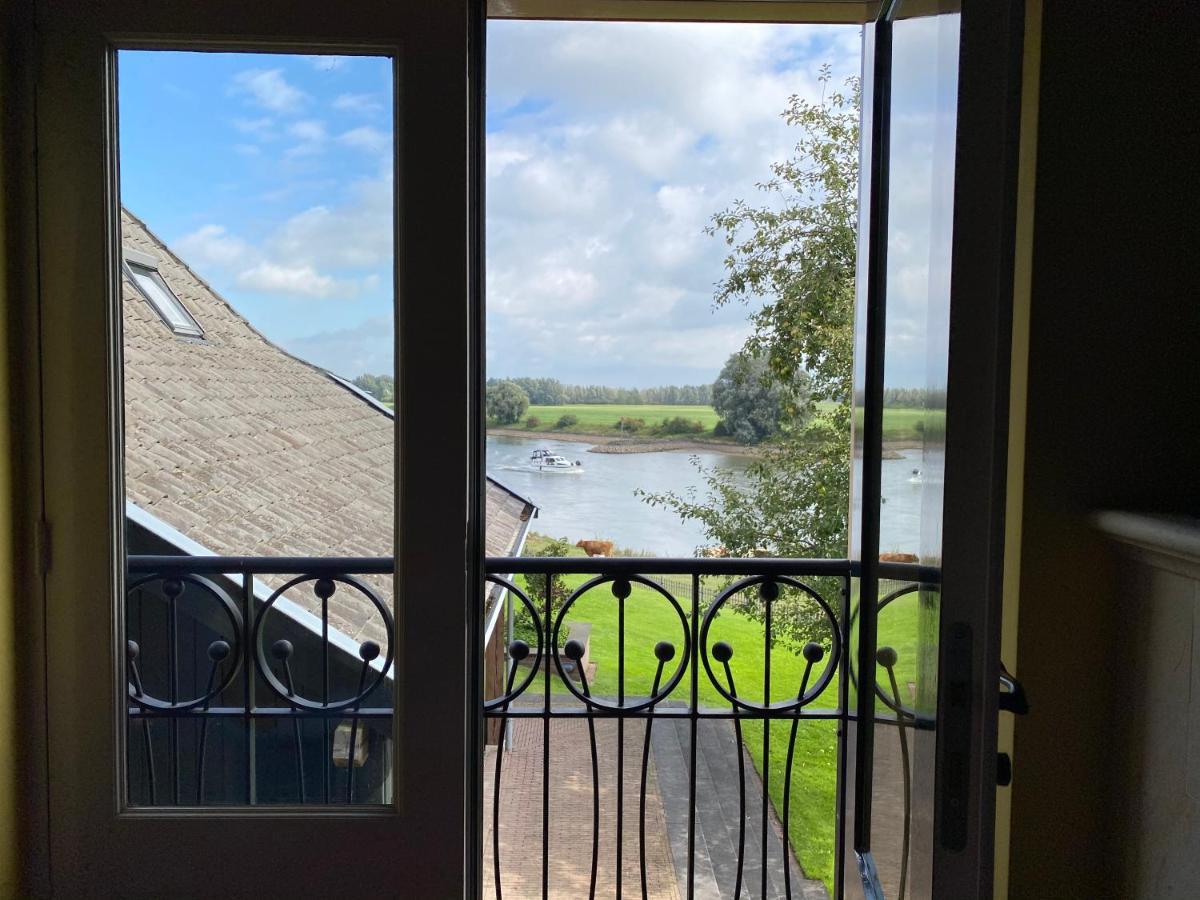 Villa Veertien Dieren Esterno foto